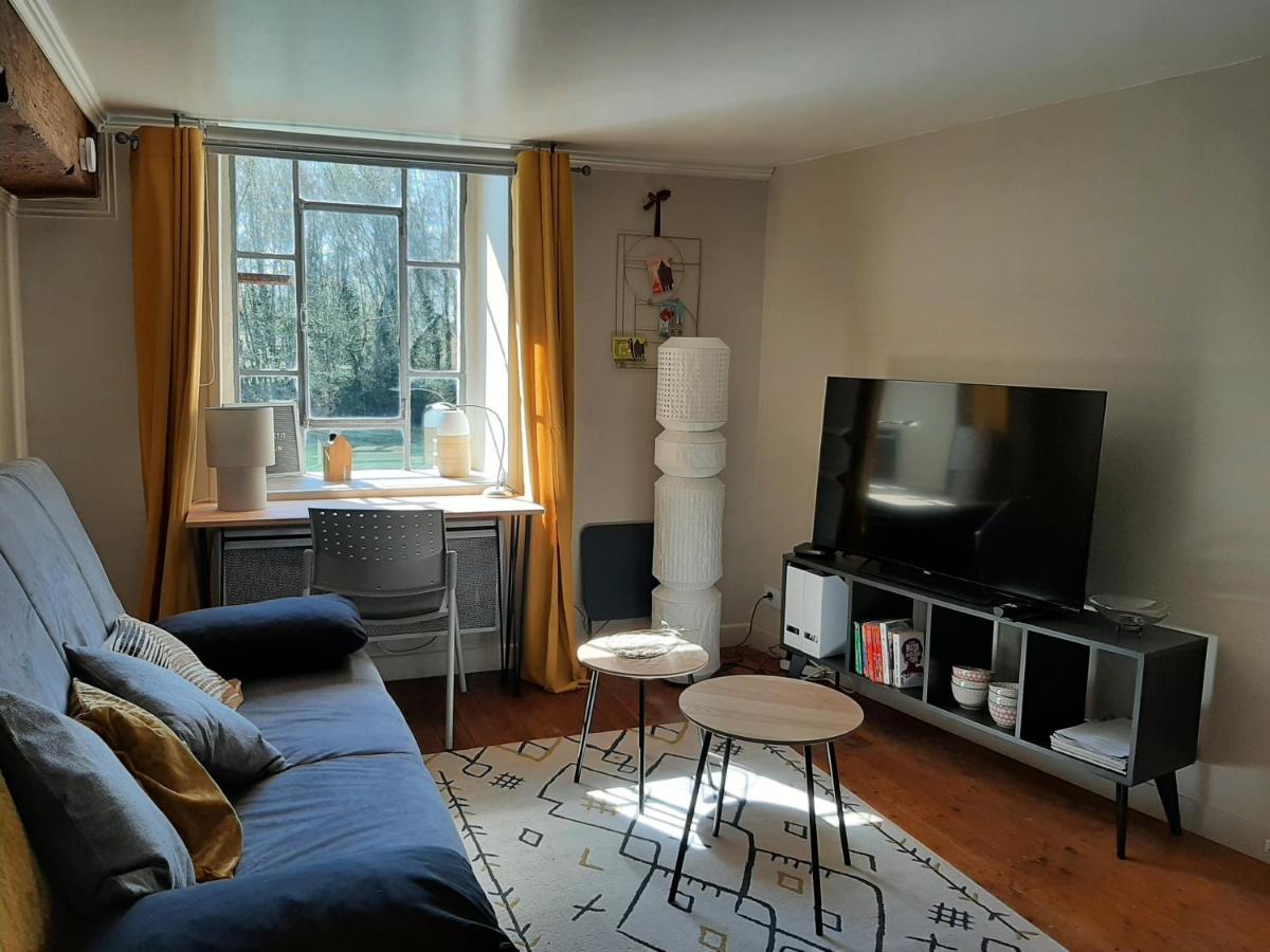 Dans Moulin Au Bord De L'Eau, Appartement Chaleureux Saint-Pryvé-Saint-Mesmin エクステリア 写真