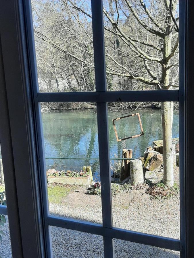Dans Moulin Au Bord De L'Eau, Appartement Chaleureux Saint-Pryvé-Saint-Mesmin エクステリア 写真