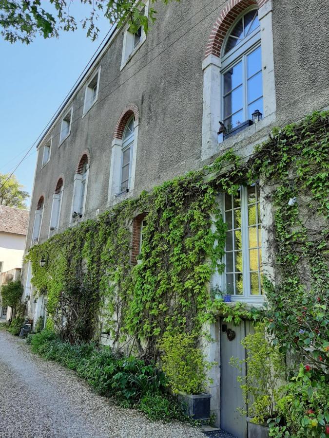 Dans Moulin Au Bord De L'Eau, Appartement Chaleureux Saint-Pryvé-Saint-Mesmin エクステリア 写真